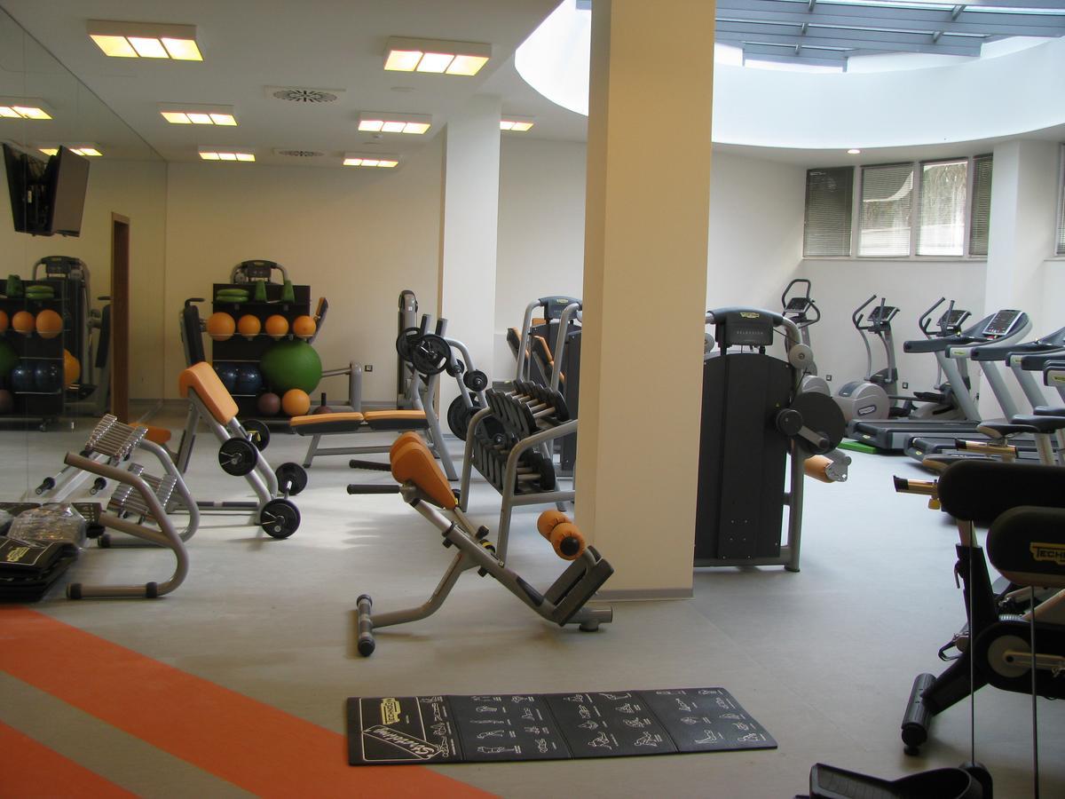 Bon Bon Park Hotel & Spa Boyana Sofia Exteriör bild