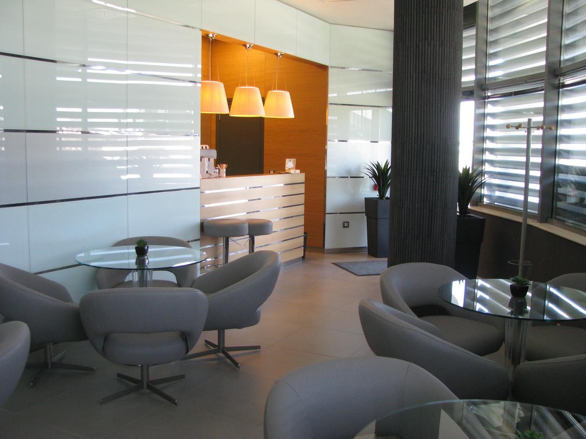 Bon Bon Park Hotel & Spa Boyana Sofia Exteriör bild