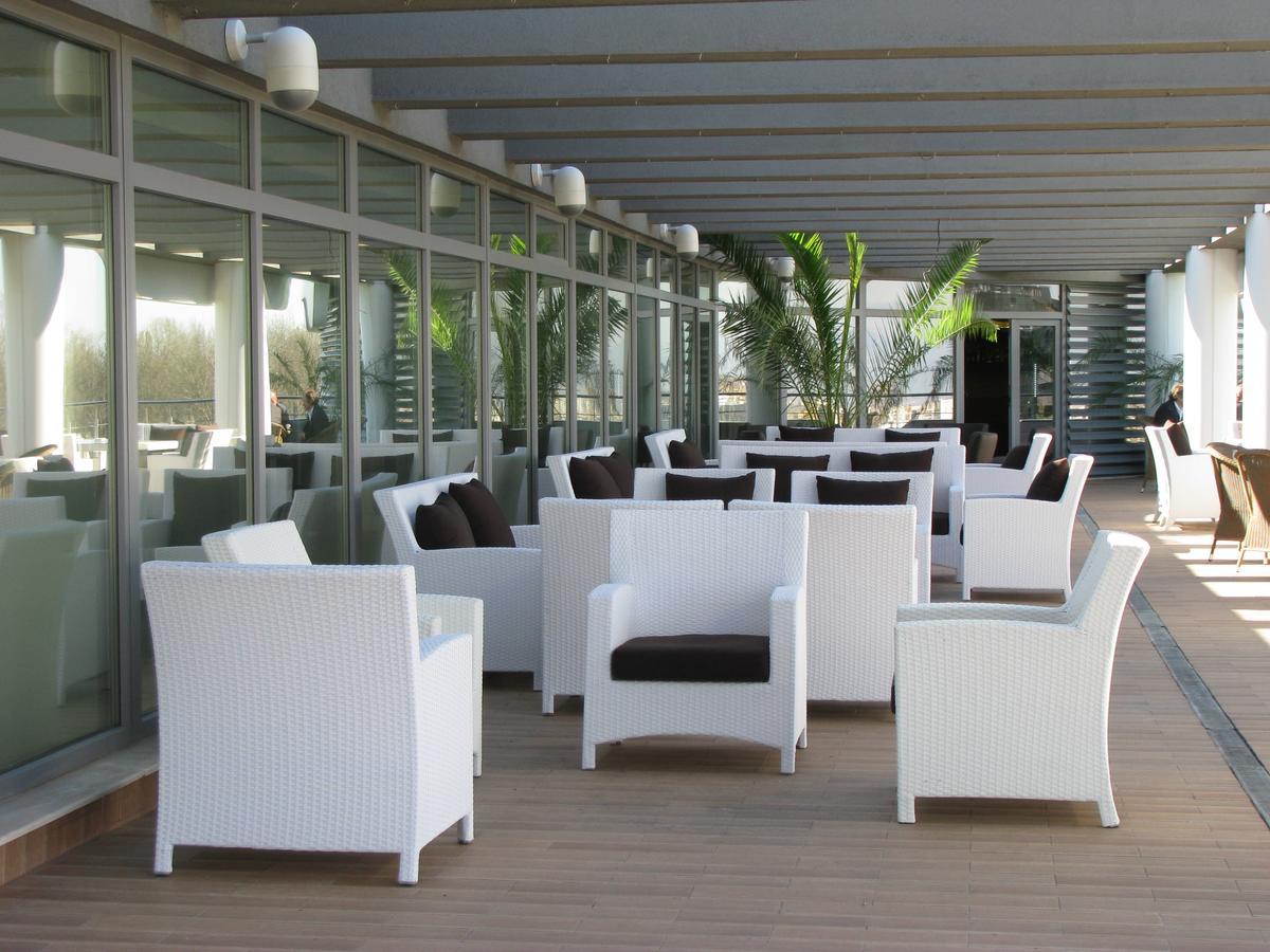 Bon Bon Park Hotel & Spa Boyana Sofia Exteriör bild